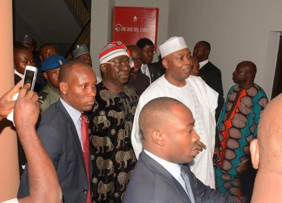 Forgery Trial: Court Grants Saraki, Ekweremadu Bail Forgery Trial: Court Grants Saraki, Ekweremadu Bail