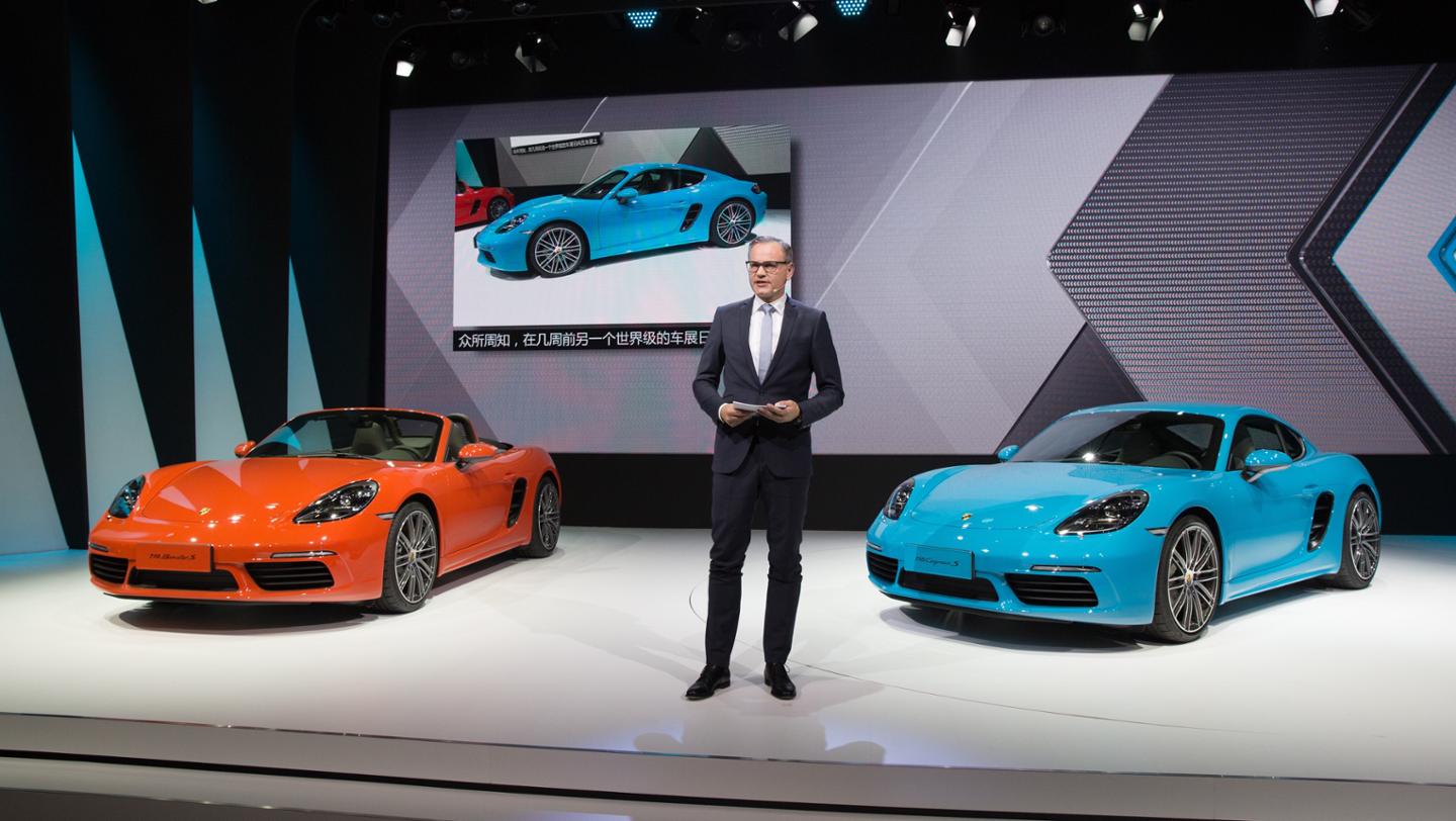 Porsche New 718 Cayman Ready For Launch - See Exclusive PHOTOS! Porsche New 718 Cayman Ready For Launch - See Exclusive PHOTOS!
