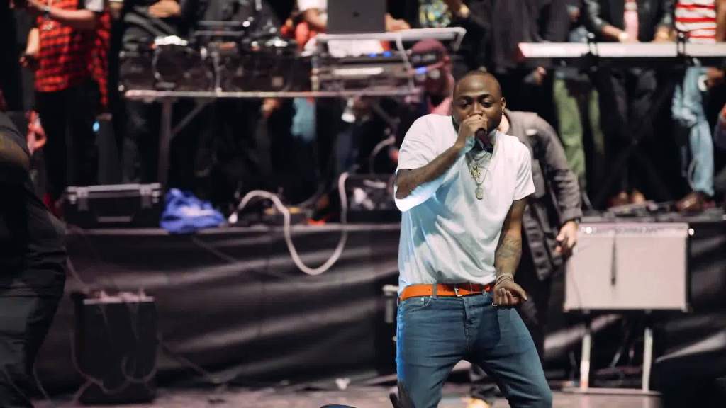 Watch Davido's Explosive Live Performance of his Hit Single 'IF' in Chicago (Video)