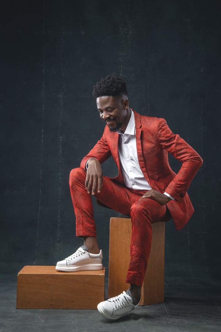 Johnny Drille 3