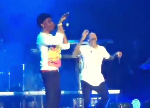 Wizkid & Chris Brown Perform 'Show You The Money' in South Africa