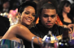 Chris Brown - Put It Up (feat. Rihanna)