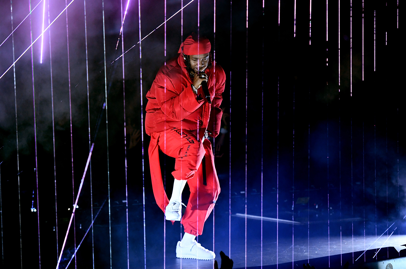 Kendrick Lamar - 'DNA.' & 'HUMBLE.' (2017 MTV VMAs Performance)