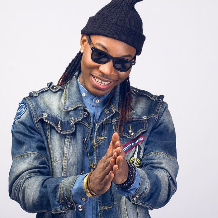 #BBNaija: Singer Solidstar Pictured Campaigning Votes For Efe (PHOTOS)