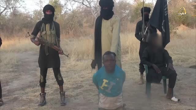 SHOCKING! Watch Video Of Boko Haram Terrorists Killing Nigerian Government Spies
