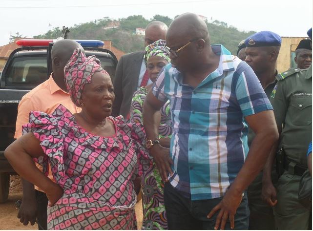 After Eating N100 Buka Rice, See What Governor Fayose Did Next (Photos)