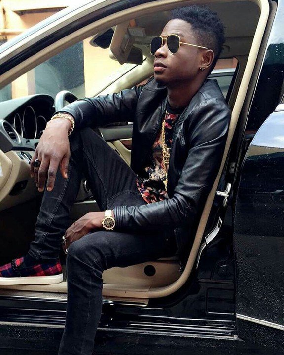 [Video] After Smoking Osogbo Weed, Lil Kesh Was Spotted Frestyling Any How On The Streets of Lagos