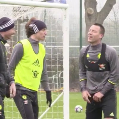 OMG! See What Happened Between John Terry And David Luiz During Chelsea Training