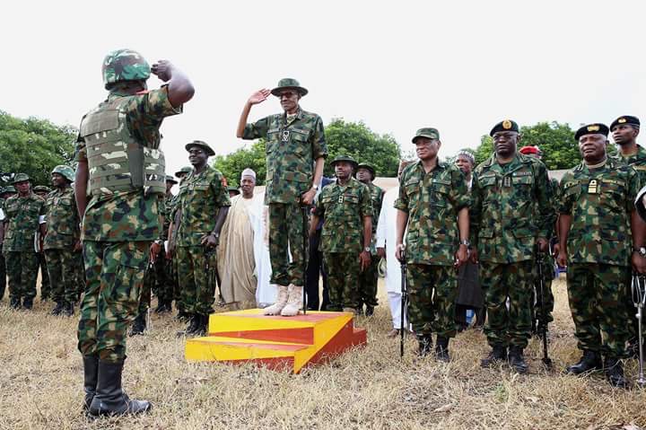 Buhari rocks full Army attire [PHOTO]