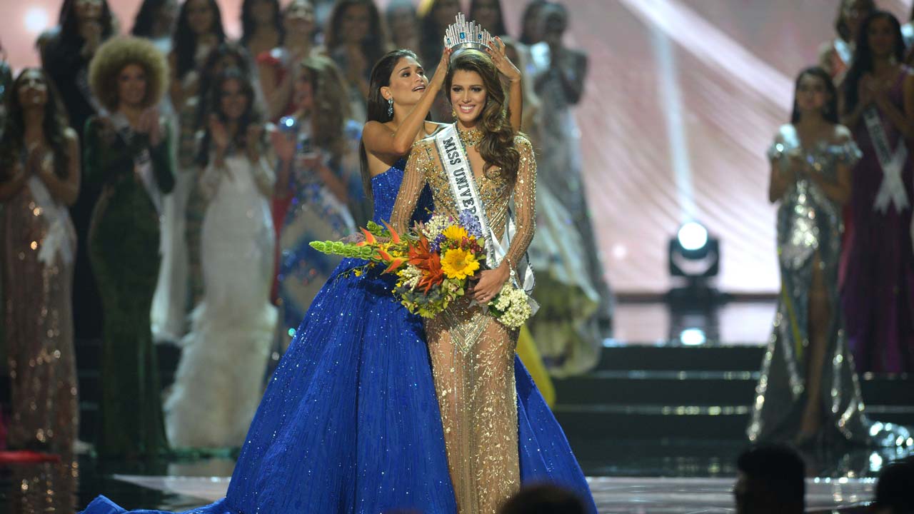 Miss France, Iris Mittenaere, Crowned Miss Universe 2017 (See Photos)