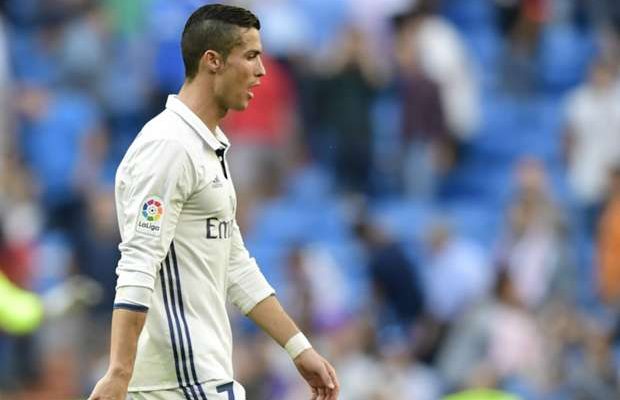Fears in Real Madrid as Cristiano Ronaldo misses training