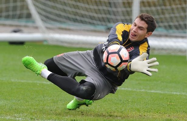 Emiliano Martinez Arsenal Training Session