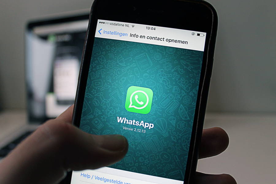 WhatsApp Bug Lets Blocked Contacts Continue To Send Messages