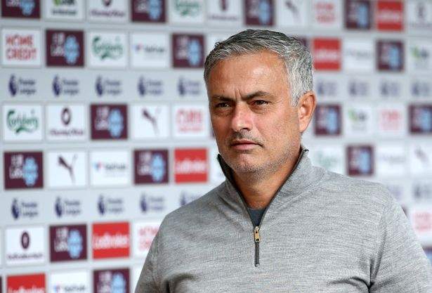 Mourinho predicts when Manchester United will enter top four
