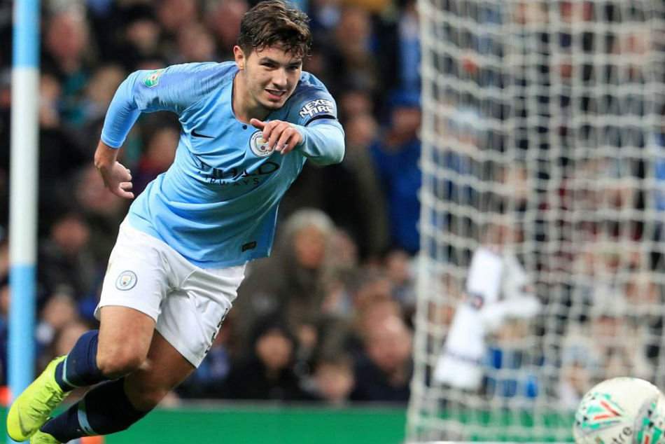 Real Madrid signs Manchester City midfielder