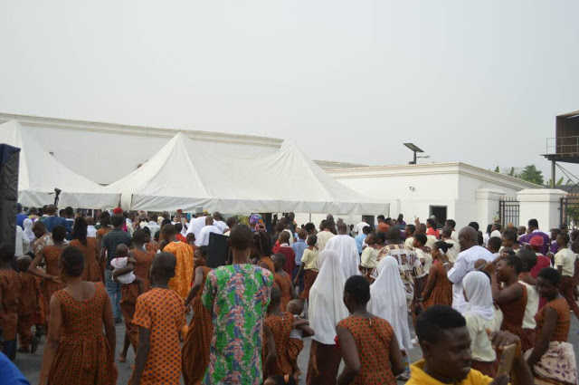 Ooni Of Ife Celebrates Yuletide With The Less Privileged Orphans & Physically Challenged Children (Photos)