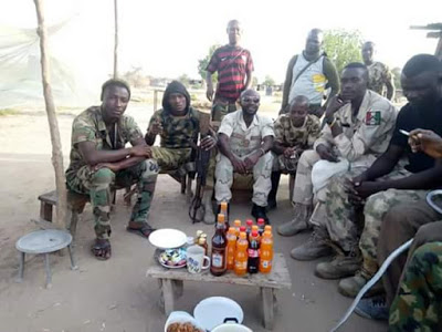 Nigerian soldier celebrates birthday for the 4th time at War-Front (Photos)