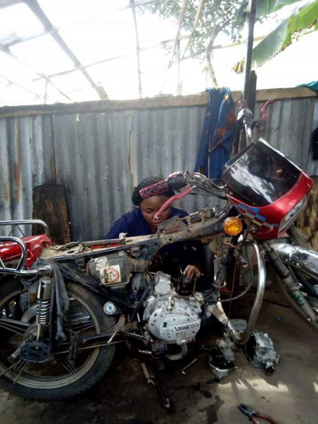 Meet Beautiful Female Motorcycle Mechanic Who Says She Doesn't Understand Anything Other Than Spanners & Engines