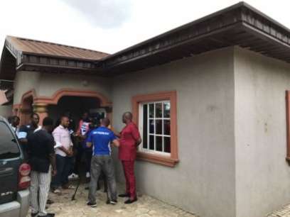 Evans Leads Police to Houses Where he Detained his Kidnapped Victims (Photos)