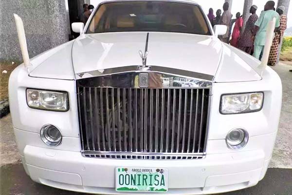 5 Nigerian Monarchs That Own A Rolls Royce (Photos)