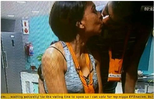 Big Brother Naija: TBoss Cleans Her Lips After TTT Gave Her A Kiss (Photos & Video)