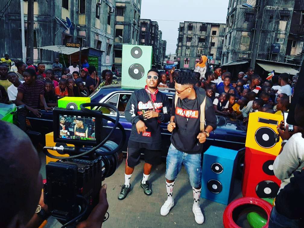 Efe and Olamide Take To The Streets To Shoot Video For 'Warri'