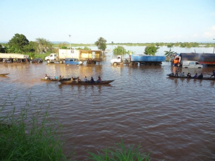 Flooding Leaves Thousands Stranded At Abuja-lokoja Road (Pics)