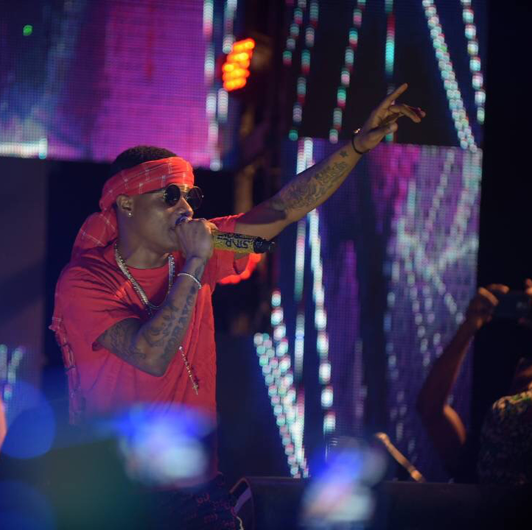 Wizkid, Tiwa Savage, Wande Coal, Mr Eazi Thrill Fans At #WizOnTheBeach Concert