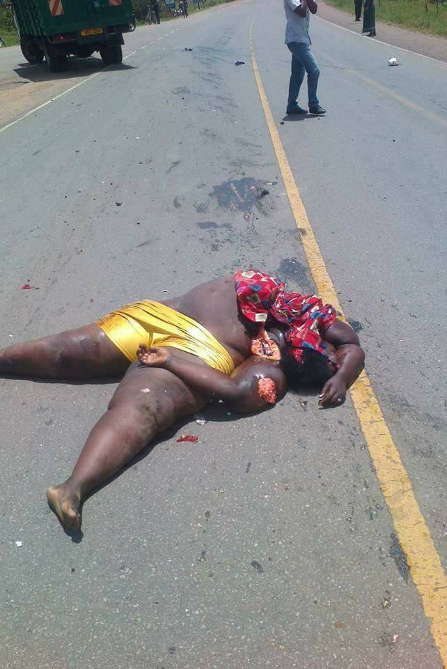 Oh No! Speeding Bus Crushes Woman to Death as She Tried to Cross the Expressway (Photos)