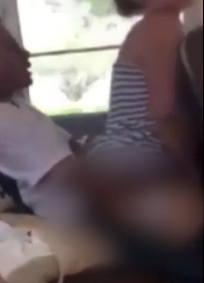 End Time: Passengers in Shock After Couple Engage in S*x on a Moving Bus (Photo+Video)