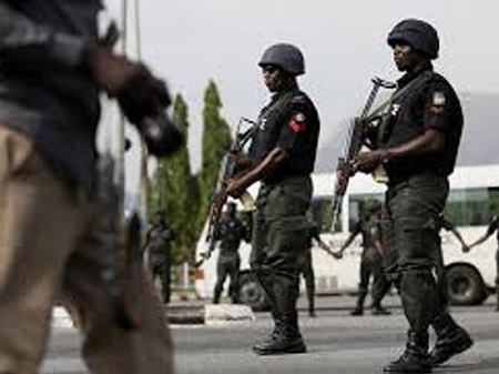 How I Make N15,000 Daily as a Fake Police Officer - Suspect Confesses in Lagos