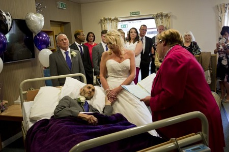 So Heartbreaking: Groom With Only Days to Live Gets Married in Last-minute Ceremony Funded by Strangers (Photos)