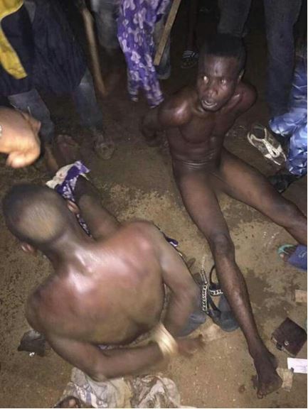 Men Who Allegedly Specialize in R*ping Girls in Ogun Treated to Jungle Justice (Photos)