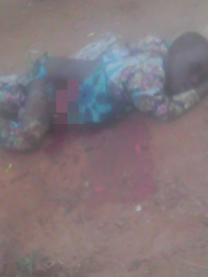 Heartbreaking! See 2 Children Crushed to Death at New Market, Ijebu Ode (Photos)