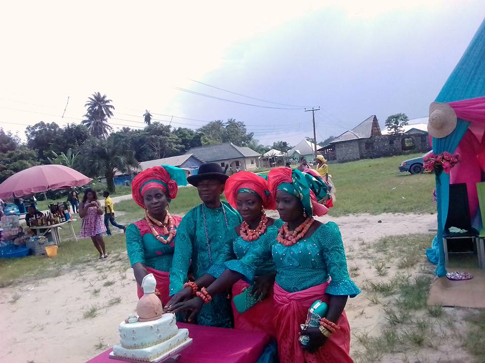 Unbelievable! Nigerian Man Marries Three Wives on the Same Day in Delta State (Photos)