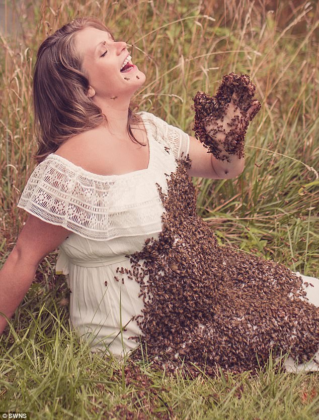 So Sad! Pregnant Woman Who Posed with 20,000 Bees for Maternity-Shoot Loses Baby
