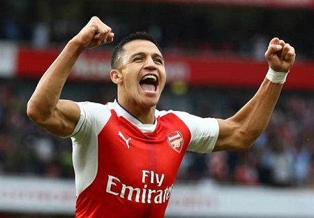 PSG Launches 80 Million Pounds Bid for Sanchez as Mbappe Chooses PSG