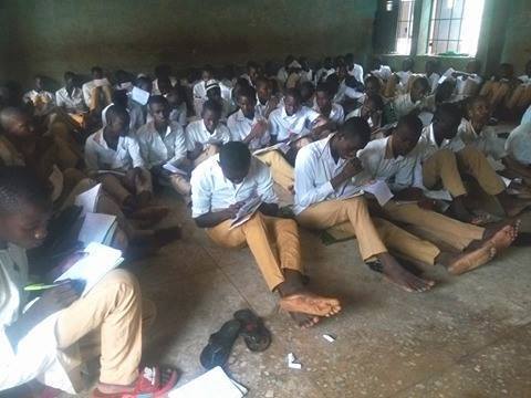 Shame! Secondary School Students Sit on Bare Floor to Write Exam in Sokoto State (Photos)