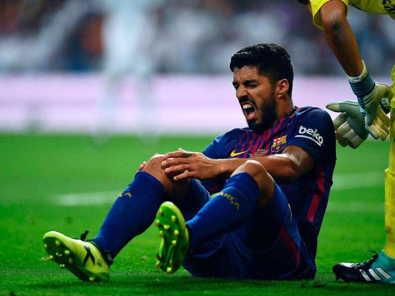 Oh No: Barcelona Suffer Fresh Blow After Luis Suarez is Ruled Out for One Month With Knee Injury Oh No: Barcelona Suffer Fresh Blow After Luis Suarez is Ruled Out for One Month With Knee Injury