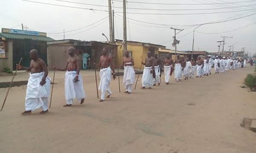 Traditionalists, Agemo Worshippers Shutdown Lagos Community, Appease Yewa River During Festival (Photos)