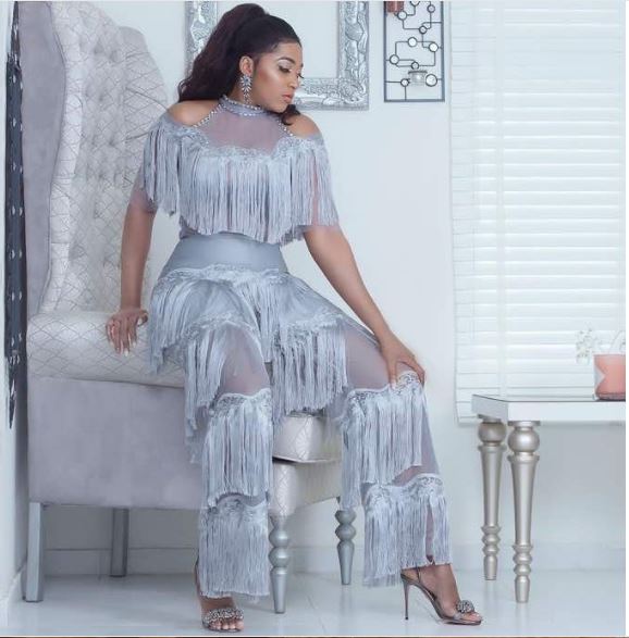 Nollywood Actress, Rukky Sanda Flaunts Luscious Thighs In Birthday Photos
