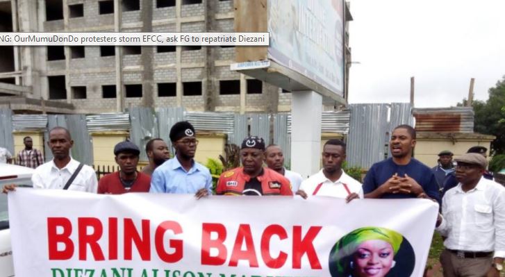 Breaking News: OurMumuDonDo Protesters Storm EFCC, Demand for FG to Repatriate Diezani