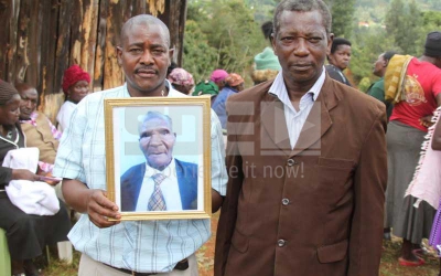 Omg! Bizarre Funeral Held for Old Man Who Dug His Own Grave 38 Years Ago (Photo)