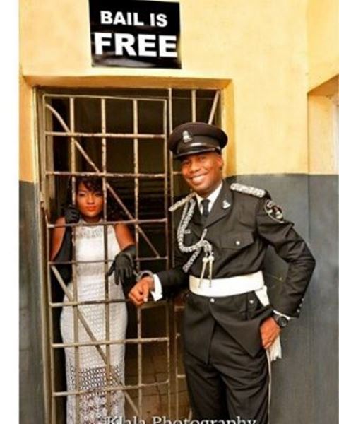 Wow! Couple Take Pre-wedding Photo-shoot to the Police Jail