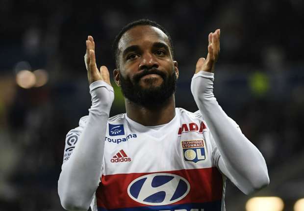 French Striker, Alexandre Lacazette Finally Heads to Arsenal