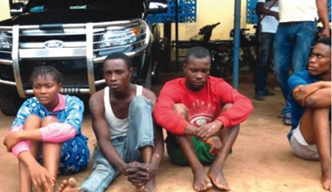 Photo: 19-year-old girl, Others Nabbed by the Police for Kidnapping, Robbery