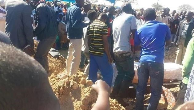 Serious Commotion as Drunken Friends Stop Pastor From Preaching at Funeral Ceremony (Photo)