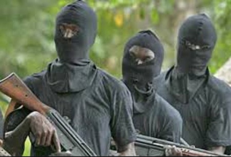 Armed Robbers Shoot Dead 3 People in Imo While Fleeing with Millions in Loot