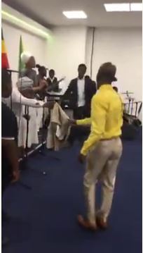 Super Power: See the Pastor With a 'Magic' Jacket (Photos+Video)