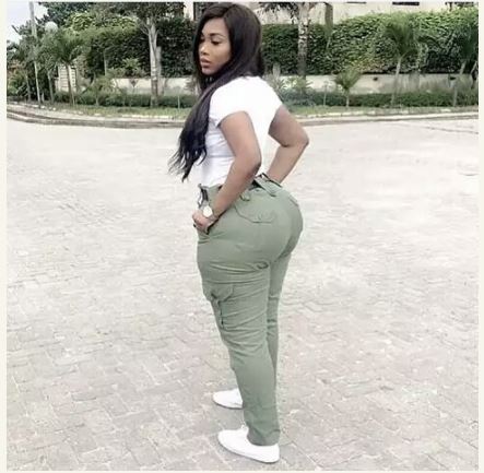 Hot Female Corper's Backside Has Got People Talking on Instagram (Photo)